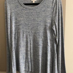C Apparel Women's Heather Blue and White Round Neck Tunic Sweater Size S